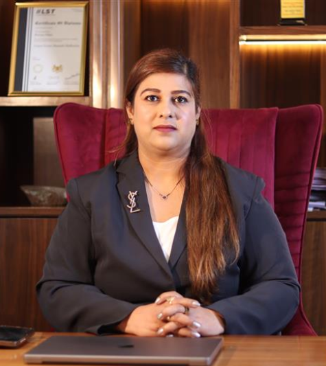Smt. Reena Tiwari